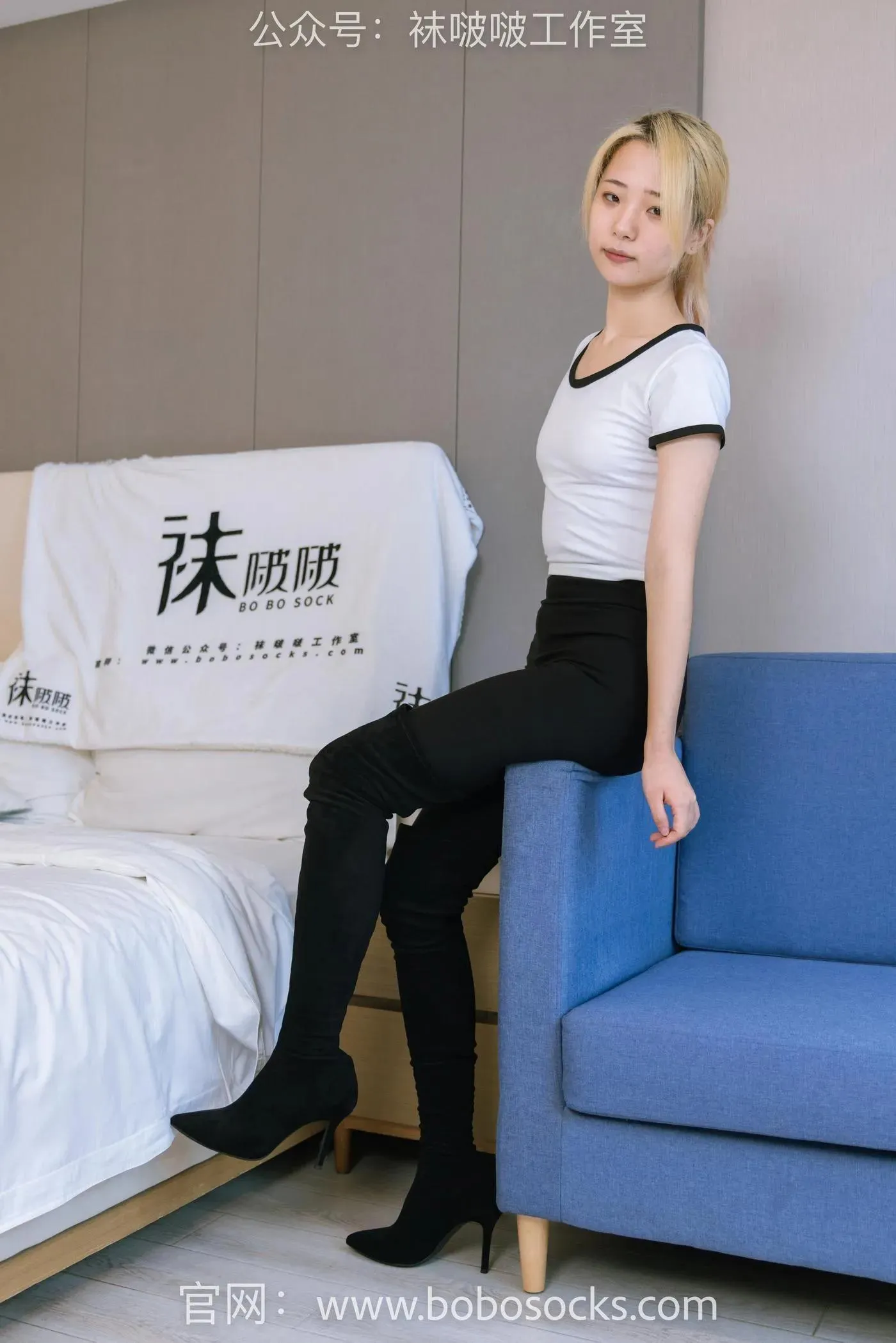 [BoBoSocks袜啵啵]NO.122 小淳-高跟长靴、白棉袜 [149P]插图4
